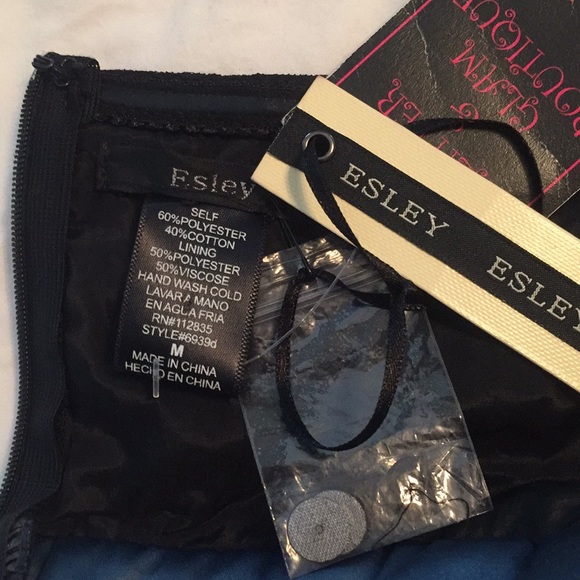 Sequined cocktail dress. Size Medium - Picture 4 of 5